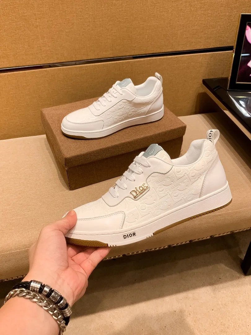Men's shoes💰 420💰 [Dior] high-end men's shoes brand official website 1:1 latest masterpiece: the upper is made of Italian imported first-layer cowhide with a comfortable and breathable lining ➕original non-slip and wear-resistant outsole🔥, making walking more convenient and comfortable! An exclusive new model, a stunning work, a beautiful 1:1 replica [color] compared to the official quality! Create a fashionable personality to set off your uniqueness! A must-have for trendy men! Classic🔥Size: 38-44 Color: 🔥Multiple colors available🔥.